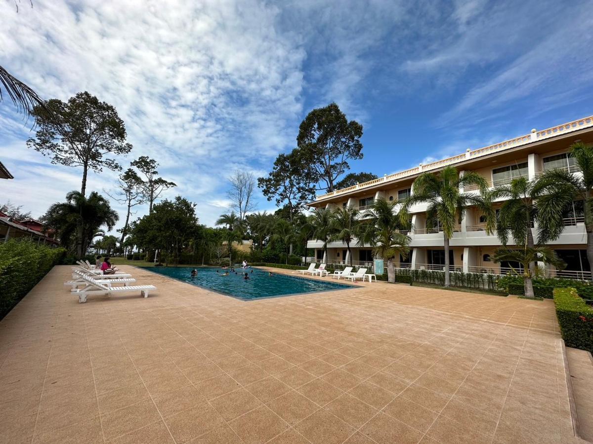 Villa Blanca Hotel&Restaurant Chao Lao Beach Esterno foto